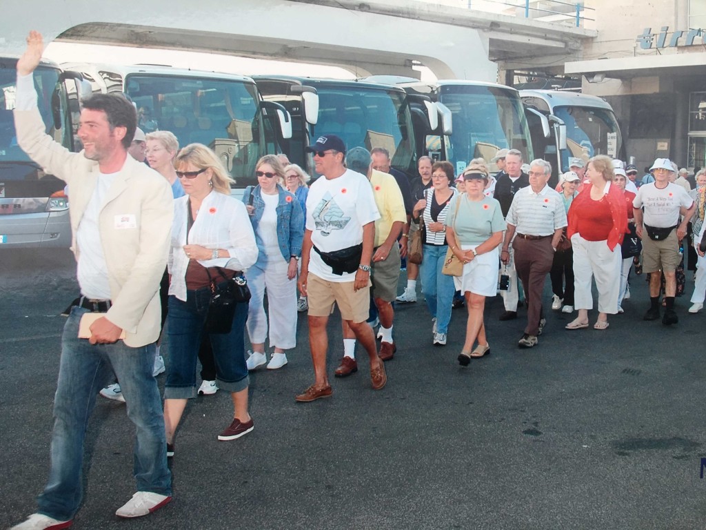 STARTING-THE-CAPRI-TOUR-FROM-NAPLES-HARBOR